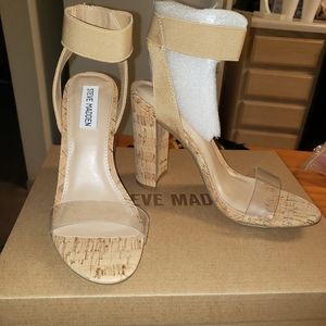 Steve Madden heels brand new never been worn